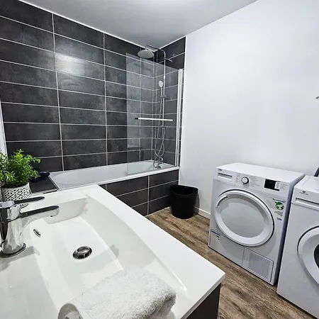 Funky 2 4 Pers Wifi Tv * Saint-Etienne (Loire)